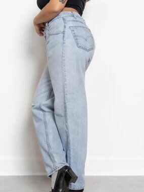 Vintage Levi's Jeans 560 Loose Fit High Rise 90's Size 6 Reg S